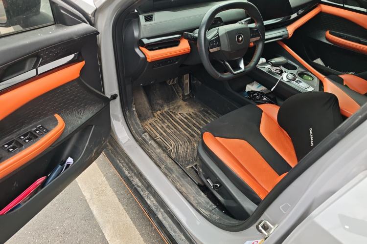 Used CHANGAN UNI-V 2023 1.5T Sport Edition
