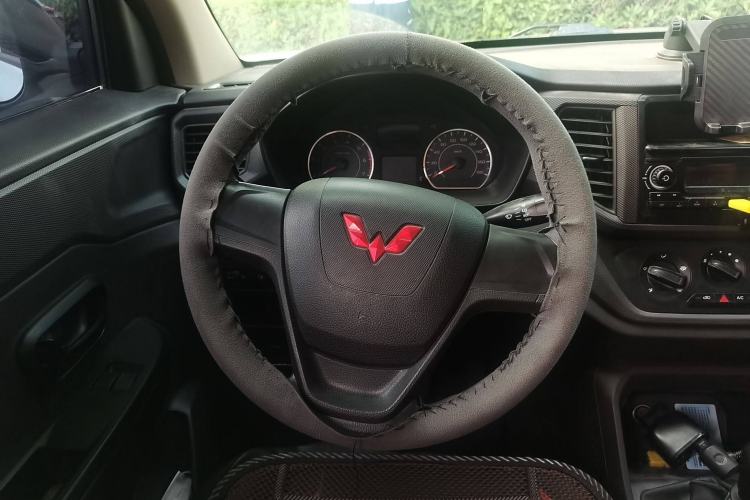 Used Wuling Hongguang V 2022 1.5L Jingqu Edition Electric-Assist LAR