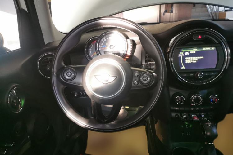 Used MINI MINI 2015 1.5T COOPER Fun Five-Door Edition