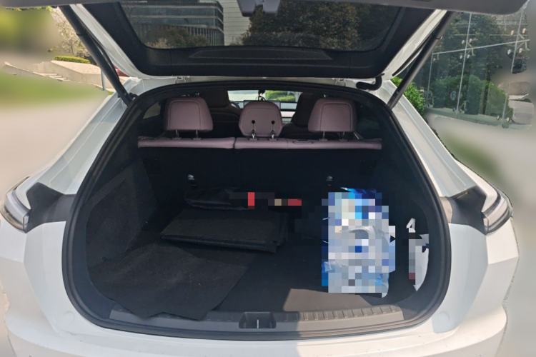 Used ONVO L60 2025 Model—60 kWh Rear-Wheel-Drive Version
