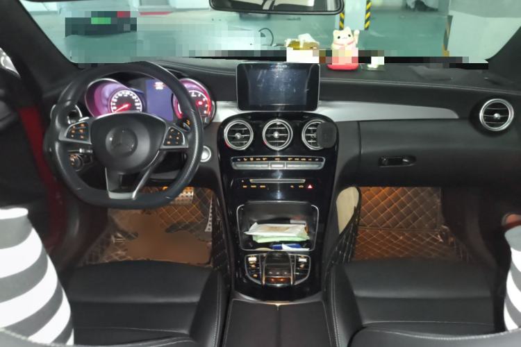 Used Mercedes-Benz C-Class 2018 C 200 Coupe Center Console