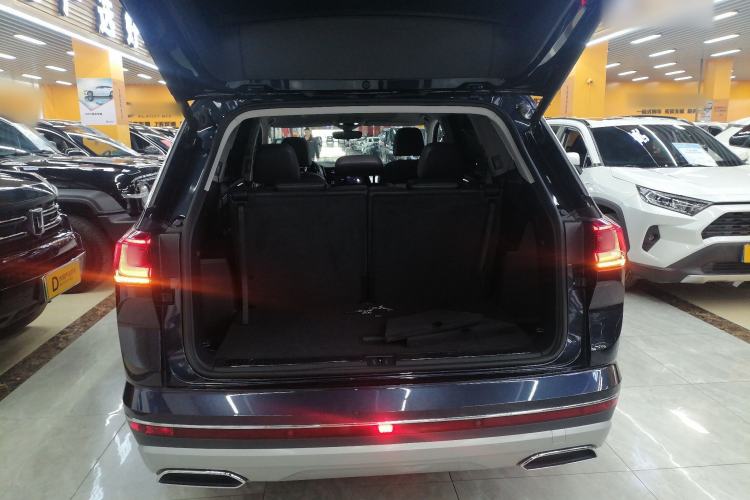 Used Volkswagen Talagon 2022 380TSI All-Wheel-Drive Luxury Prestige Pro 7-Seater
