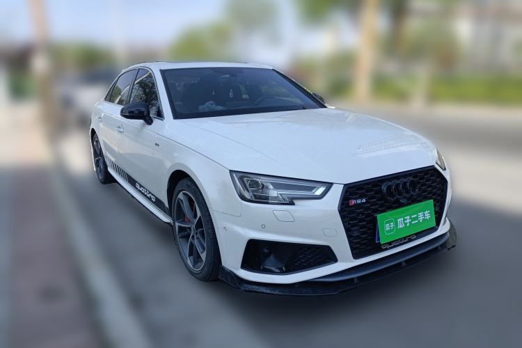 Used Audi A4L 2019 45 TFSI quattro Sport model China VI standard
