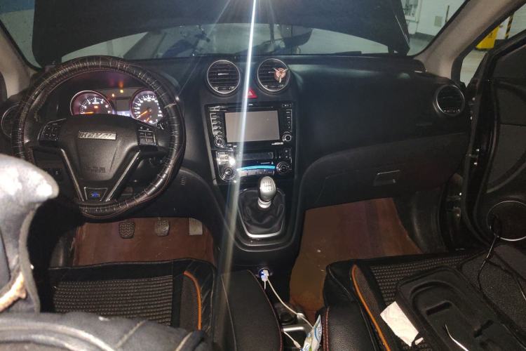 Used Haval H6 2016 Upgraded Model 1.5T Manual Two-Wheel Drive Elite Version
