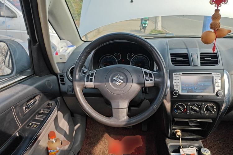 Used Suzuki SX4 2011 Revised Version 1.6L Manual Sport Edition