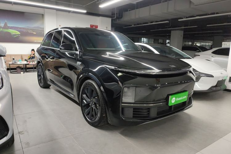 Used Li Auto L8 2023 Pro Model
