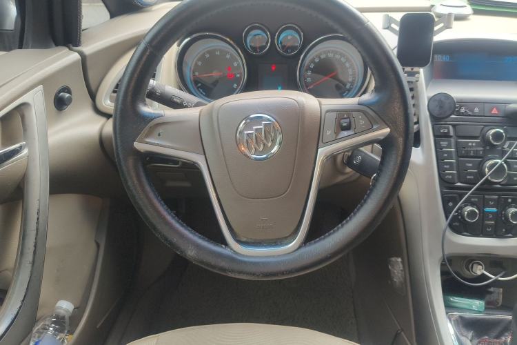Used Buick GT 2013 GT 1.6L Manual Entry-Level Model Steering Wheel