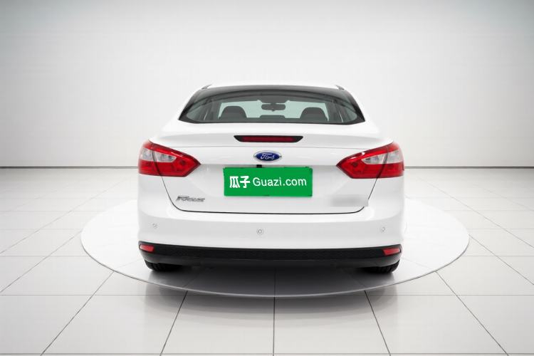 Used Ford Focus 2012 Sedan 1.6L Automatic Fashion Edition
