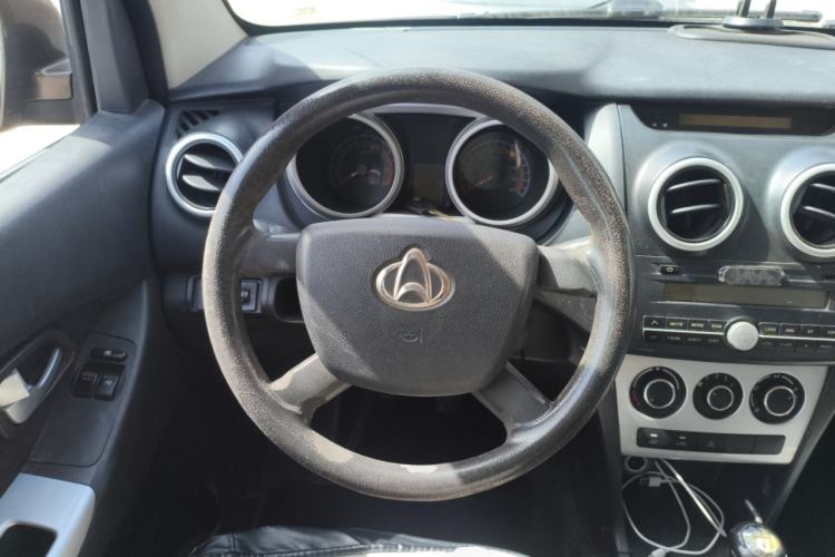 Used CHANGAN KAICHENG Ounuo S 2015 1.5L CNG Model
