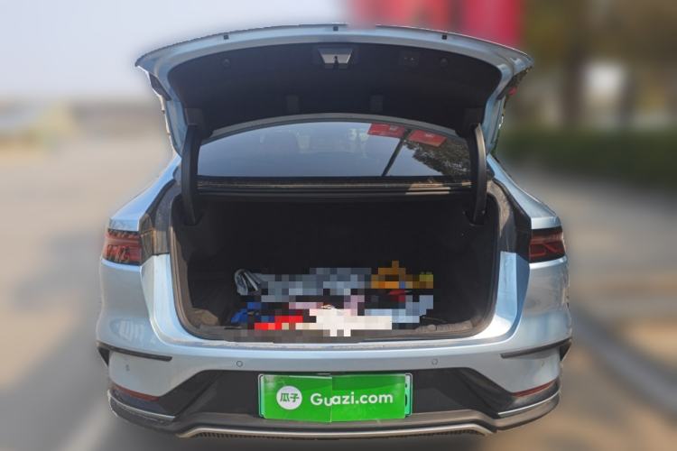 Used BYD Han 2023 DM-i Champion Edition 200KM Flagship Model
