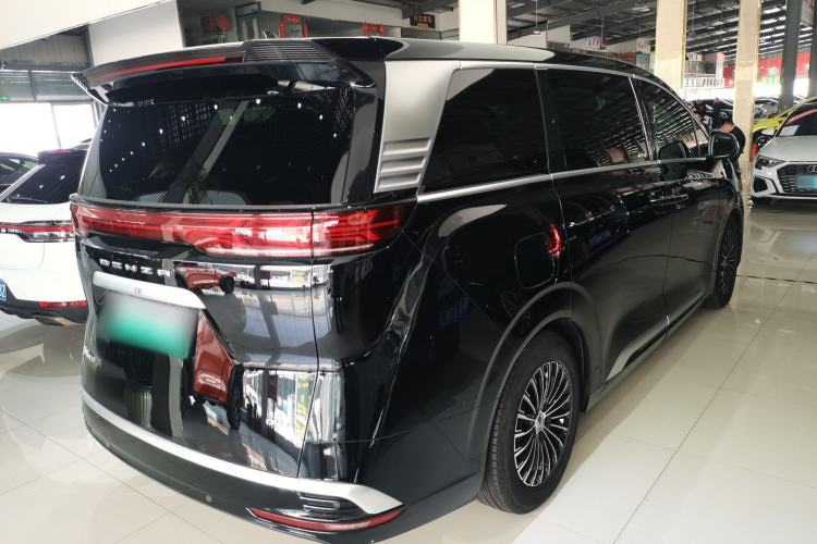 Used Denza D9 2024 DM-i 970 Luxury Model