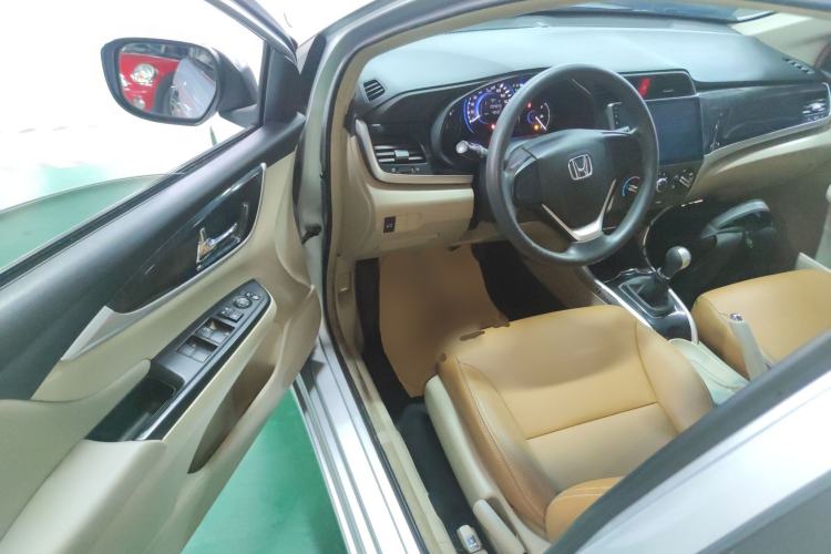 Used Honda Crider 2013 1.8L manual Comfort version
