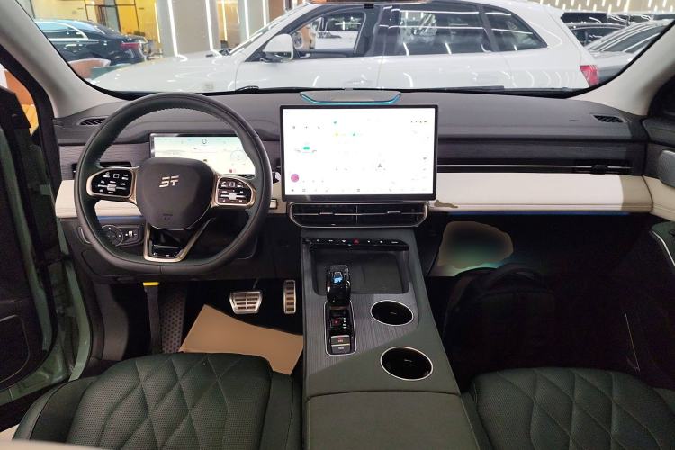 Used JETOUR Shanhai L9 2024 1.5TD 2DHT Pro 7-Seater
