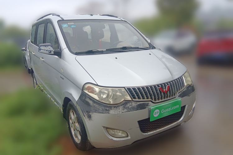 Used Wuling Hongguang 2013 1.5L Base Version Front Right 45 Deg