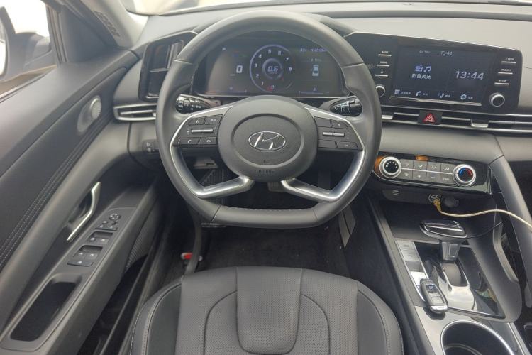 Used Hyundai Elantra 2021 1.5L CVT GLX Elite Edition
