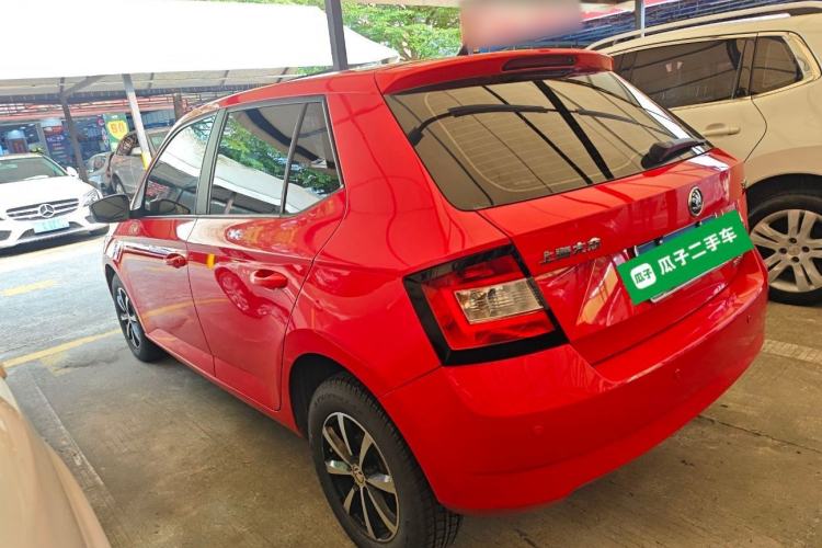 Used Skoda Fabia 2015 1.4L Automatic Front-Drive Model Rear Left 45 Deg