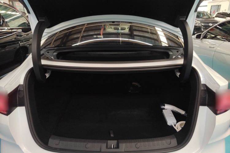 Used BYD Qin L 2025 DM-i Smart Drive 120KM Superior Model Trunk