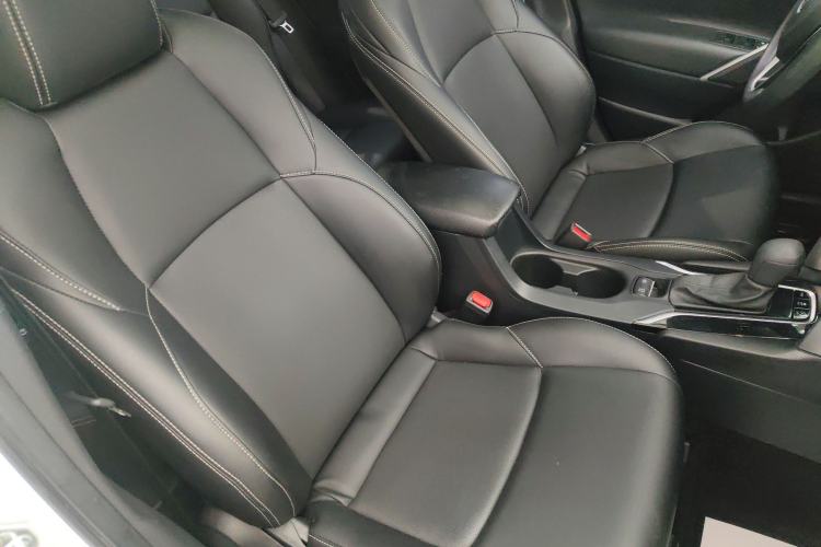 Used Toyota FRONTLANDER 2023 2.0L CVT Leading Edition Right Front Seat