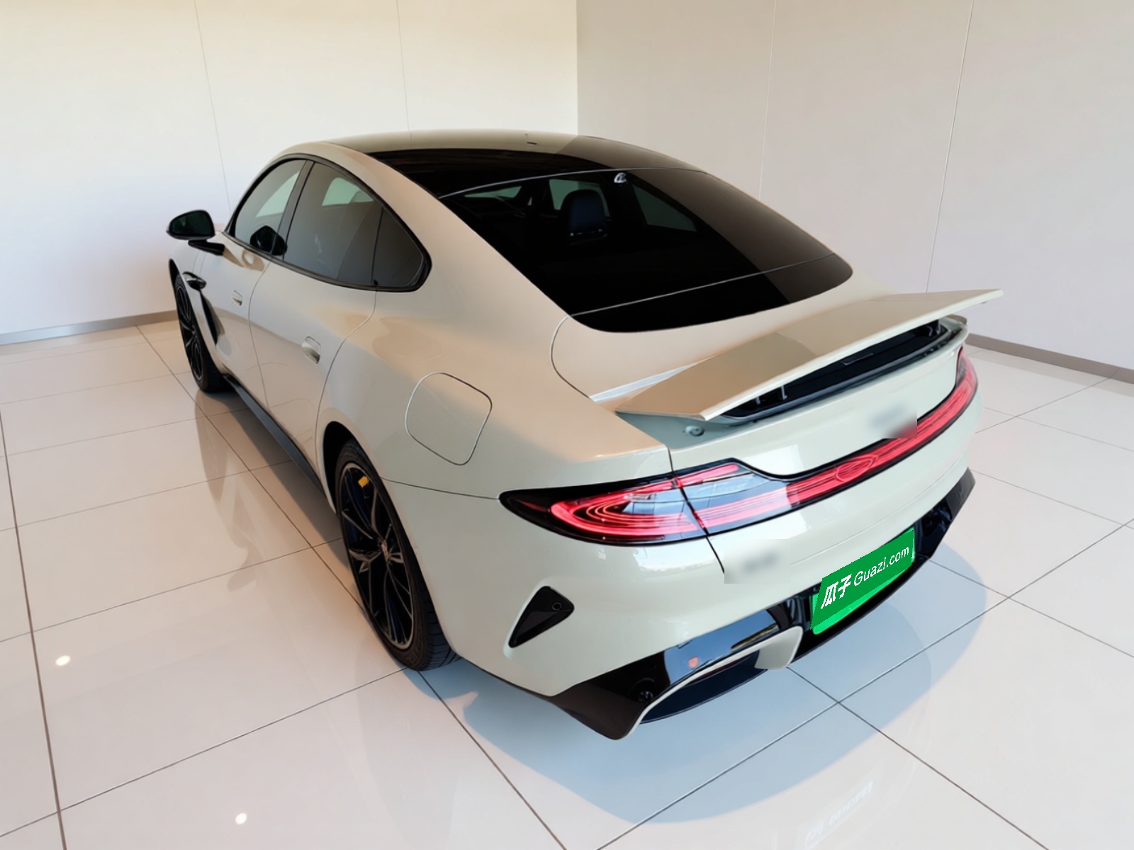 Xiaomi Auto SU7 2024 Four-Wheel Drive Ultra-Long Range Advanced Intelligent Driving Max Edition — снимка 4