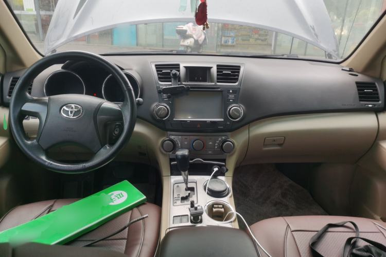 Used Toyota Highlander 2009 2.7L 2WD 5-Seater Elite Edition
