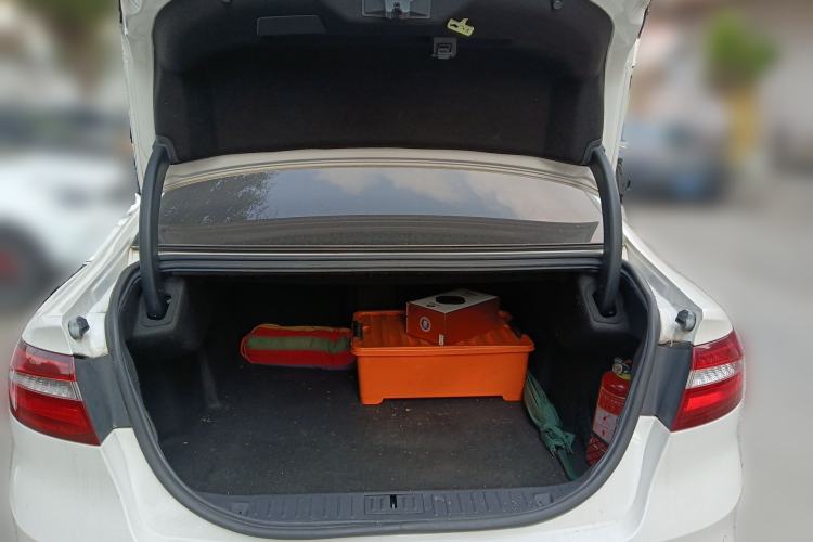 Used Ford Taurus 2017 EcoBoost 245 Fashion Edition Trunk