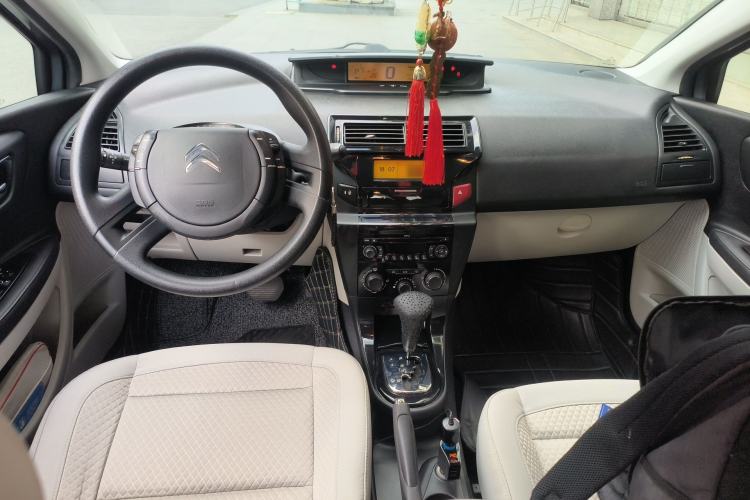 Used Citroen C-Quatre 2013 Sedan 1.6L Automatic Prestige Model Center Console