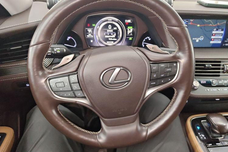 Used Lexus LS 2018 500h Excellence Edition China VI standard
