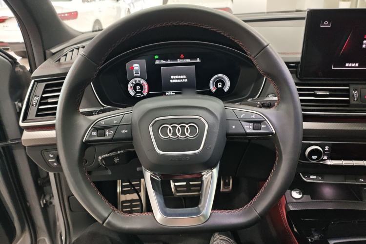 Used Audi Q5L 2025 quattro 45th Anniversary Edition 40 TFSI Luxury Dynamic Model
