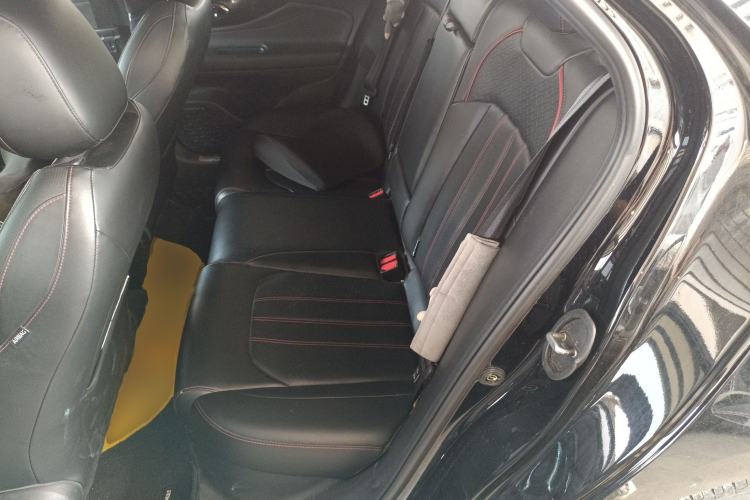 Used GAC Trumpchi EMPOW 2021 270T DCT J16 Version