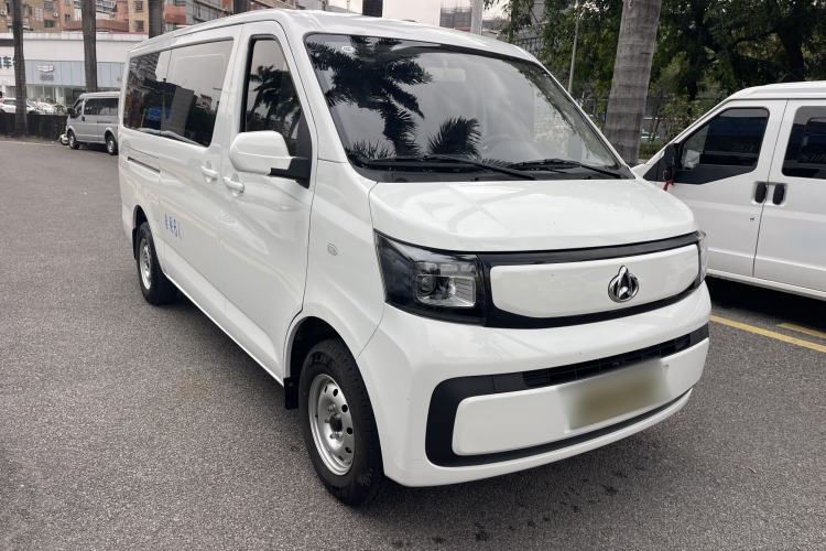 Used CHANGAN KAICHENG Ruixing EM80 2025 Passenger Version Comfort Edition 6-Seater 300 km Dual-Swing Doors Exterior 4