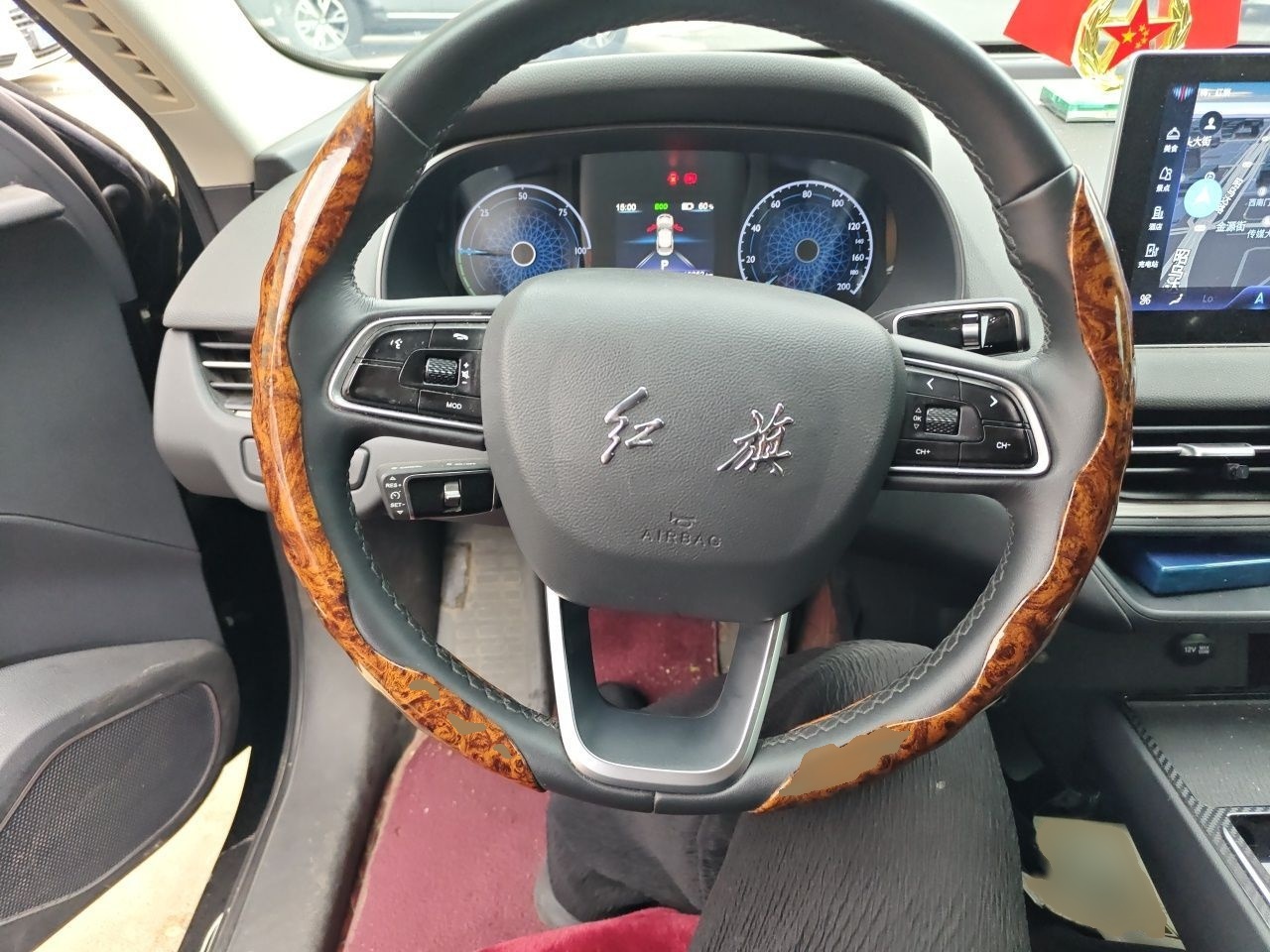 Hongqi E-QM5 2023 560km PLUS — снимка 9