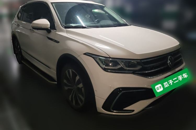 Used Volkswagen Tiguan L 2022 330TSI Automatic Two-Wheel Drive R-Line Flagship Edition Front Right 45 Deg