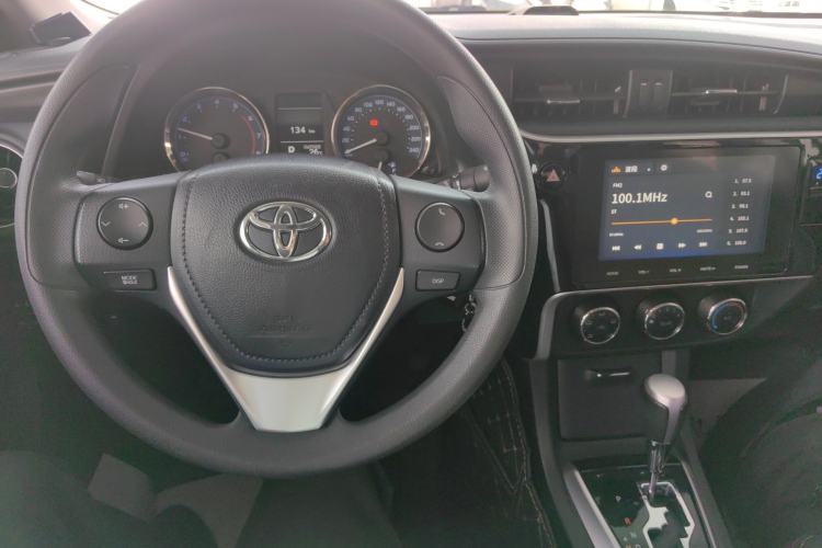 Used Toyota Corolla 2017 Revised Version 1.2T S-CVT GL-i