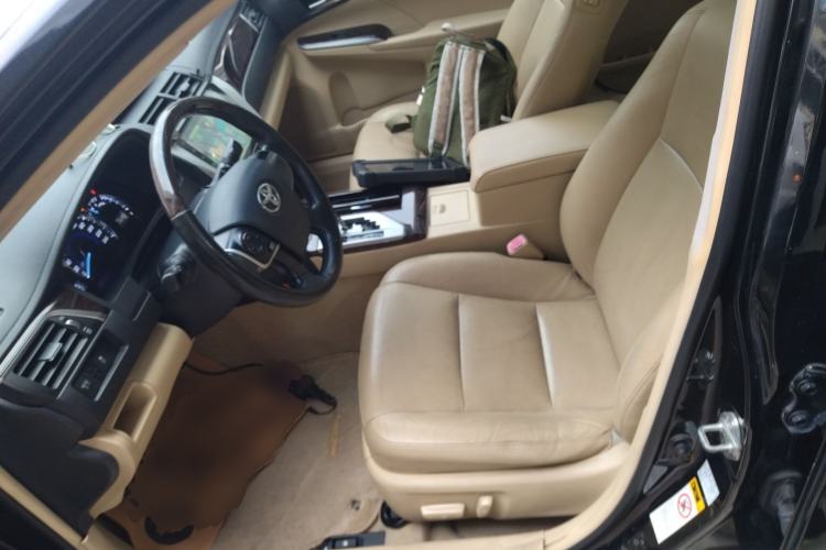 Used Toyota Camry 2015 2.0G Premier Edition
