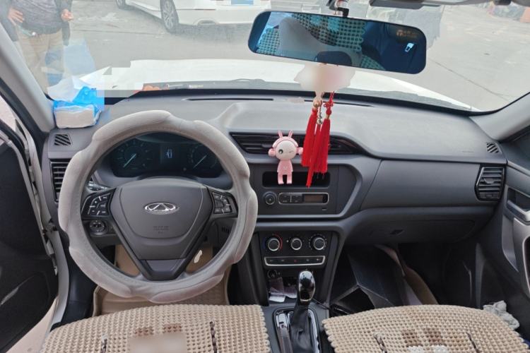 Used Chery Tiggo 3 2016 1.6L CVT Fashion Edition Center Console