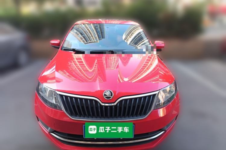 Used Skoda Rapid Spaceback 2018 1.6L Automatic Comfort Edition
