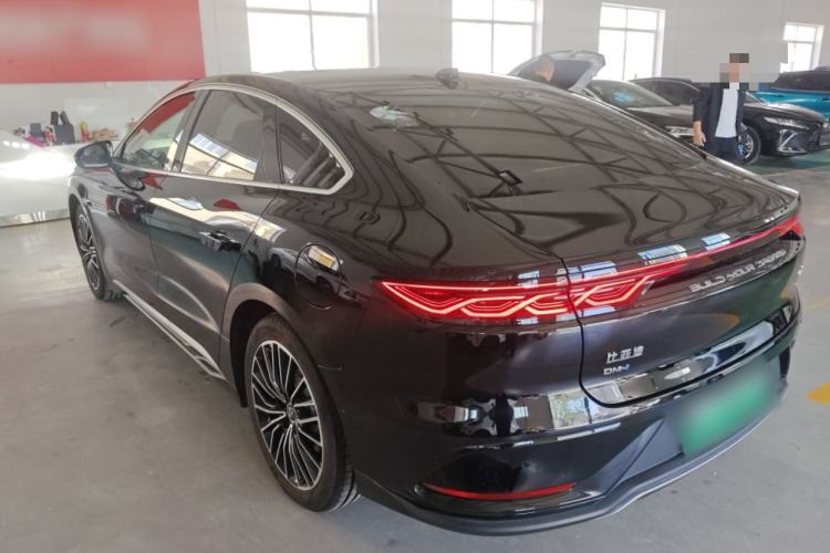 Used BYD Han 2025 DM-i Intelligent Driving Edition 125KM LiDAR Flagship Model
