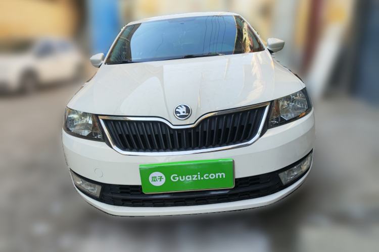 Used Skoda Rapid 2016 1.6L Manual Trend Edition
