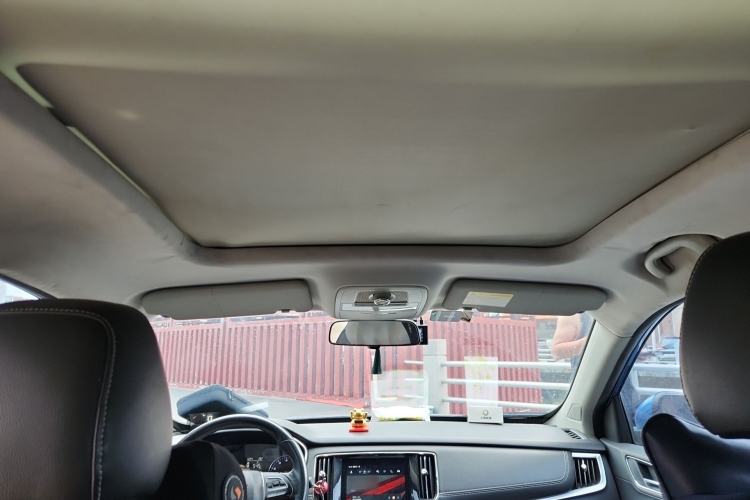 Used Roewe RX5 2018 20T Two-Wheel Drive Automatic Internet Smart Edition