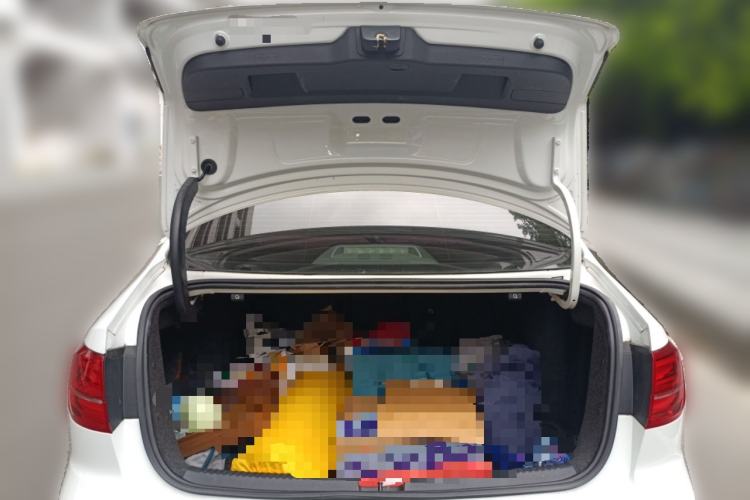 Used Volkswagen Sagitar 2015 1.6L Automatic Comfort Model Trunk