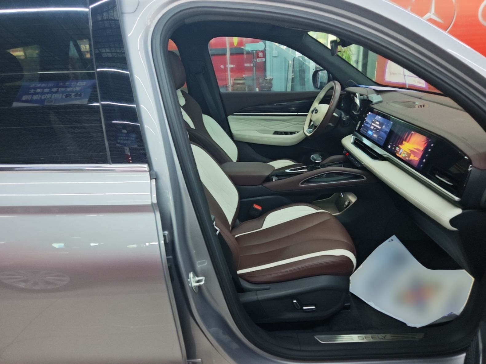 Geely Auto Monjaro L 2021 2.0TD DCT EVO Two-Wheel Drive Prestige Version — снимка 19