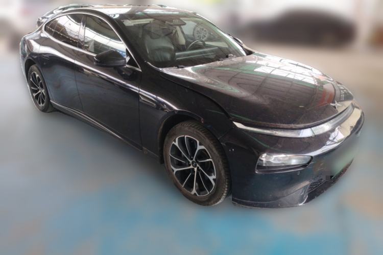 Used XPeng P7 2022 625E Front Right 45 Deg