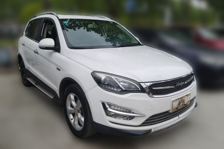 Used Zotye Domy X5 2015 1.5T CVT ZhiXian Model China IV Standard Front Right 45 Deg