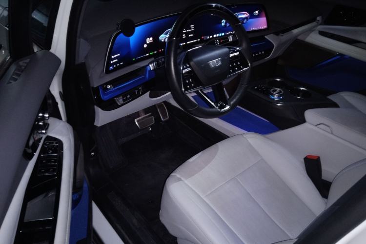 Used Cadillac OPTIQ 2024 Four-Wheel Drive Long-Range Version
