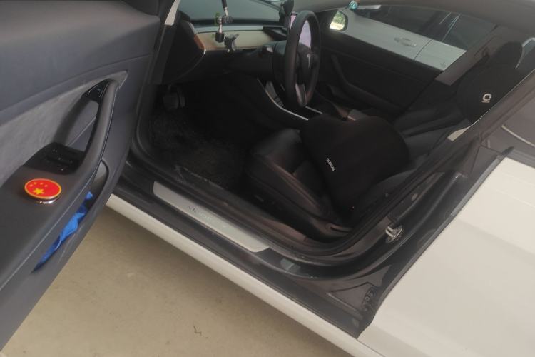 Used Tesla Model 3 2019 Long-Range Rear-Wheel-Drive Version
