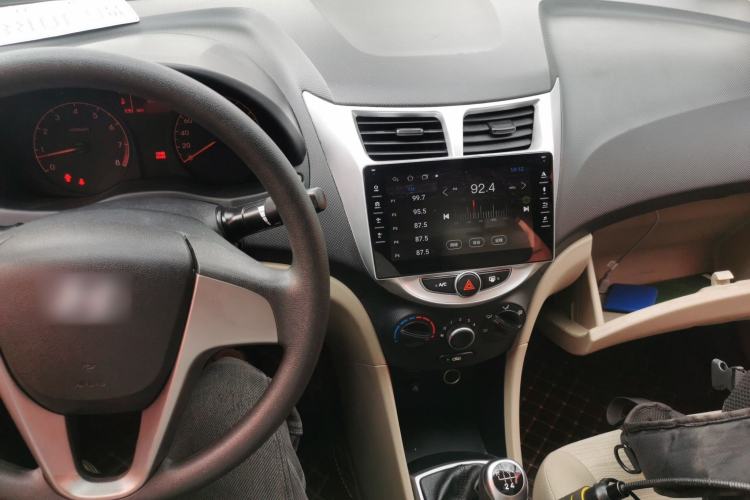 Used Hyundai Verna (older generation) 2014 1.4L Manual Smart GLS Trim