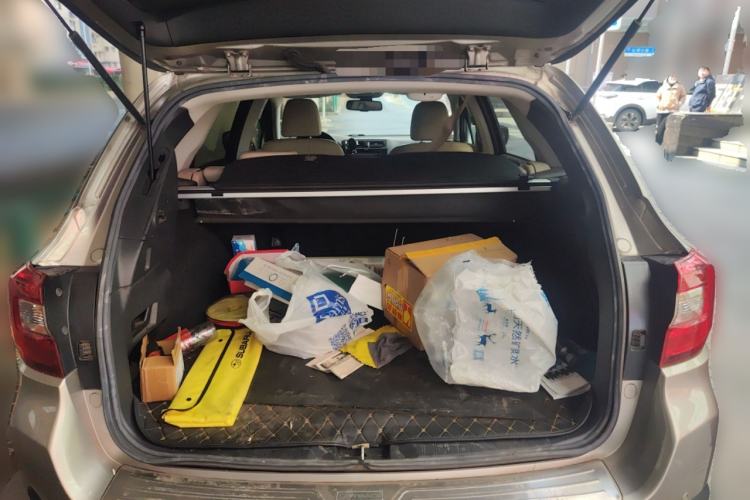 Used Subaru Outback 2016 2.5i Sport Navigation Edition Trunk