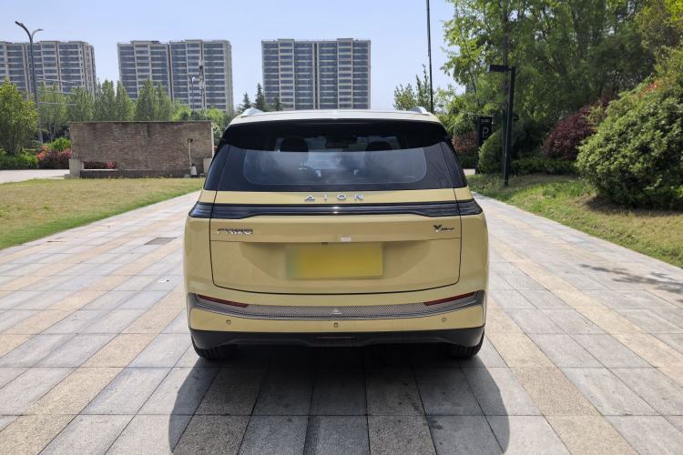 Used AION Y 2022 Plus 70 Smart Edition