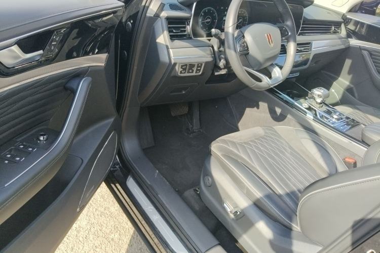 Used Hongqi HS5 2022 Revised Version 2.0T Smart Connect Flagship Edition Driver Seat