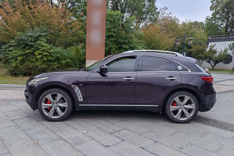 Used Infiniti QX70 2013 3.7L Standard Edition
